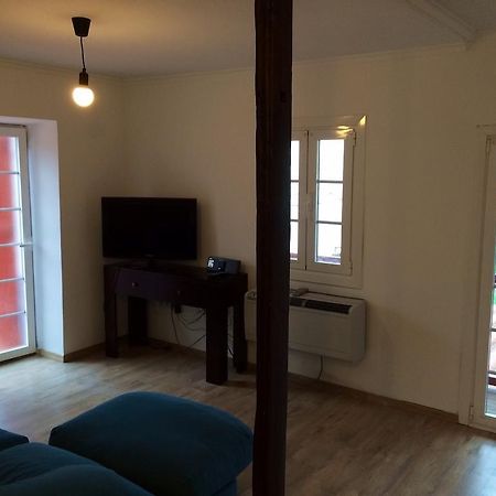 Bera  Hostal Auzoa מראה חיצוני תמונה